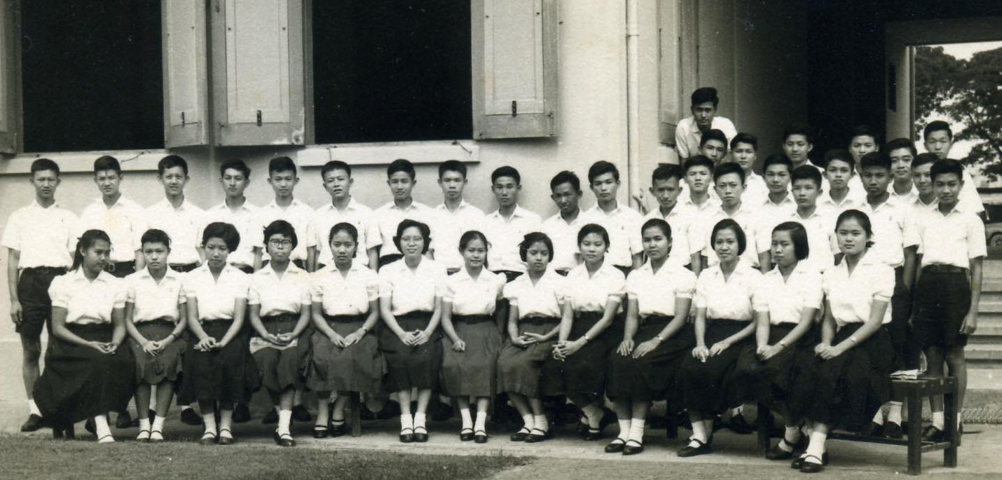 เพื่อนห้อง 22 โรงเรียนเตรียมอุดมศึกษา