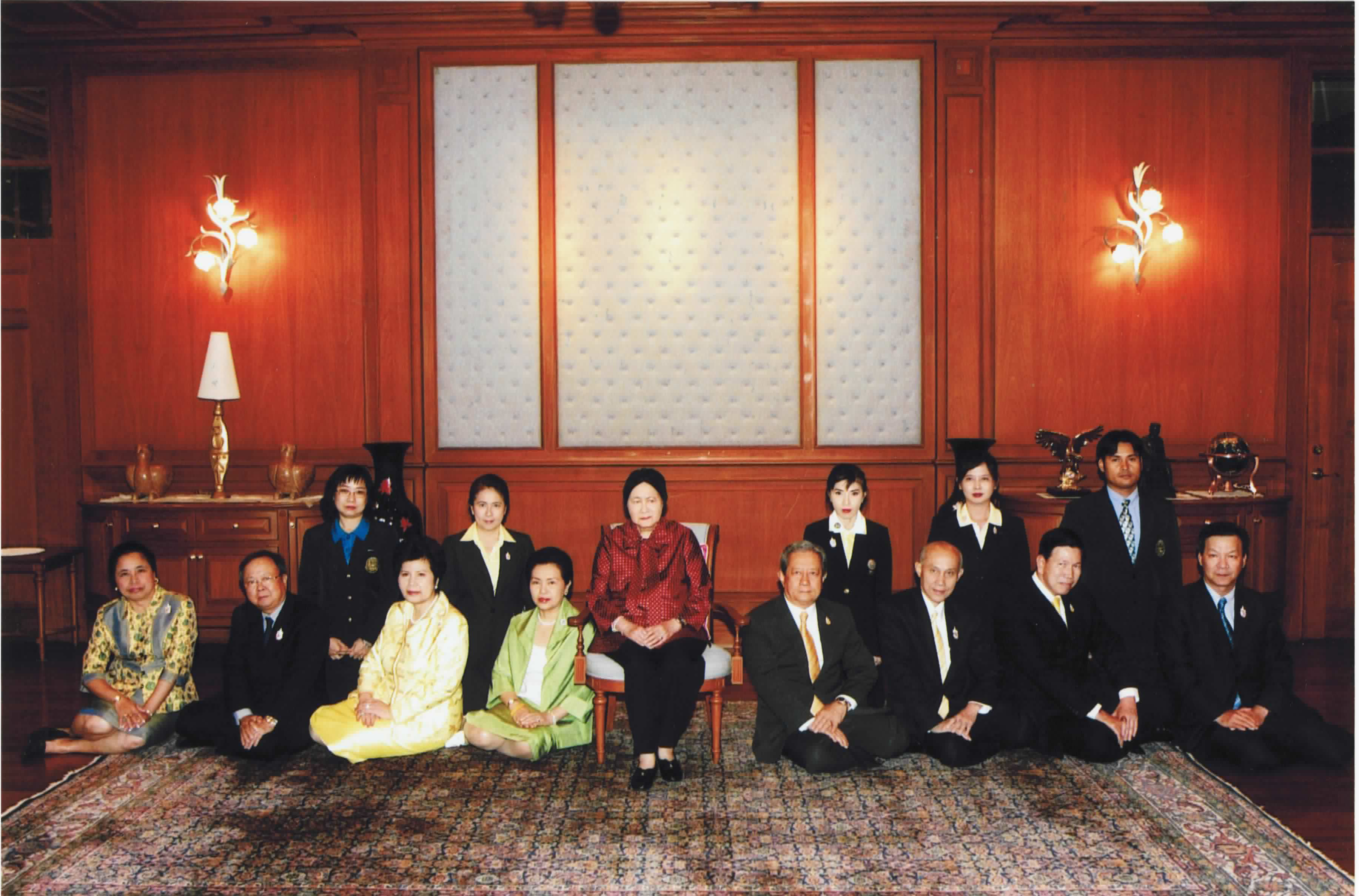 เข้าเฝ้าฯ สมเด็จพระเจ้าพี่นางเธอ เจ้าฟ้ากัลยาณิวัฒนา กรมหลวงนราธิวาสราชนครินทร์