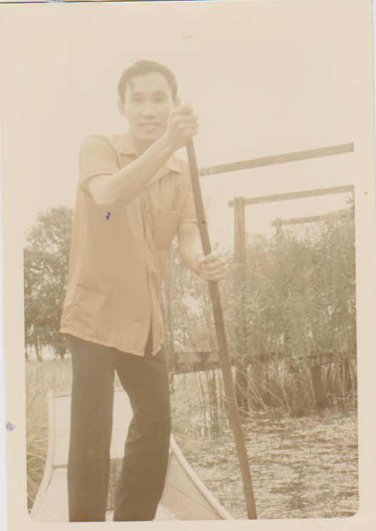 ถ่อเรือ