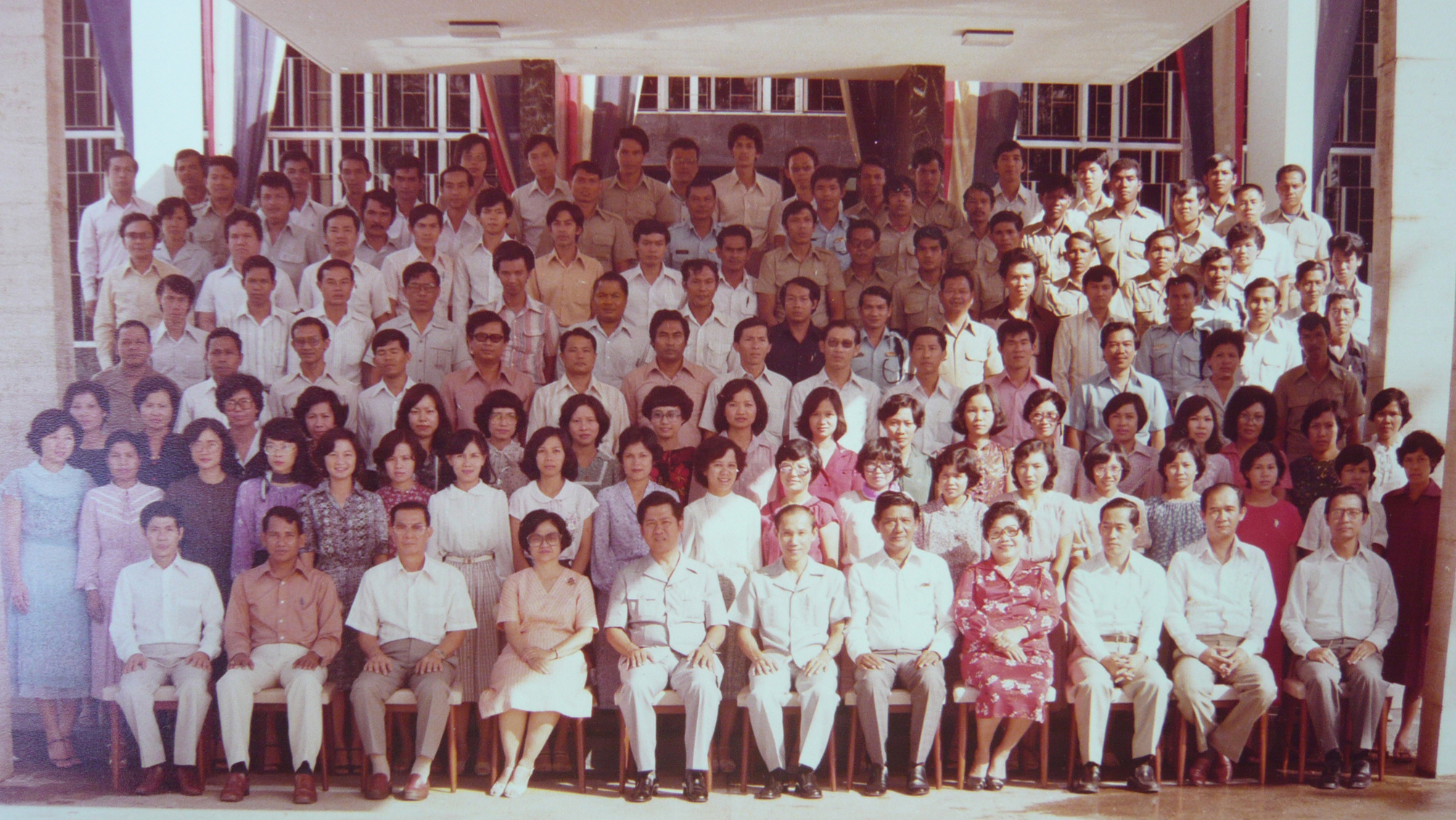 ผู้บริหารและพนักงานธนาคารแห่งประเทศไทย สำนักงานภาคใต้