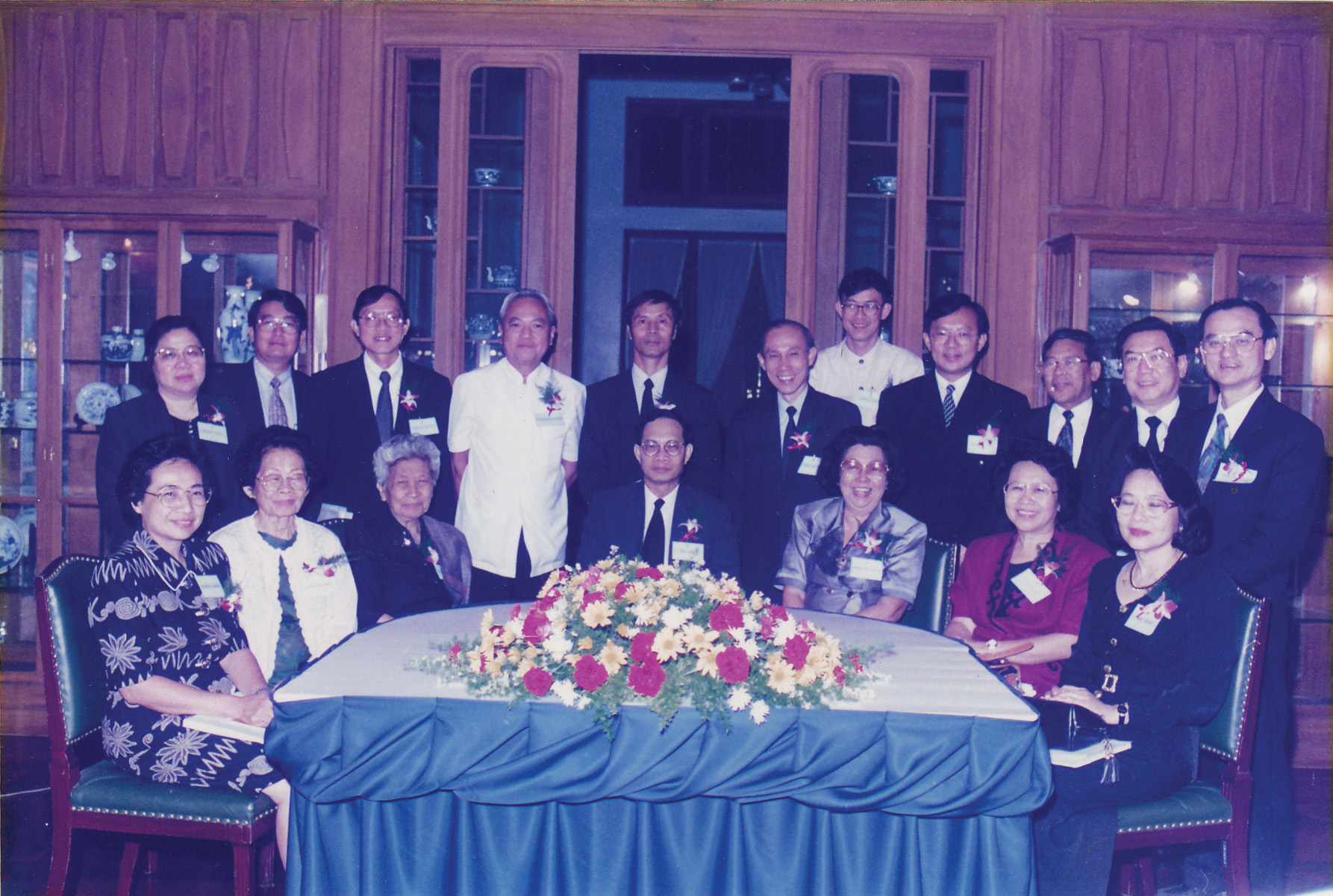 คณะกรรมการอำนวยการของมูลนิธิบูรณะชนบทแห่งประเทศไทย ในพระบรมราชูปถัมภ์