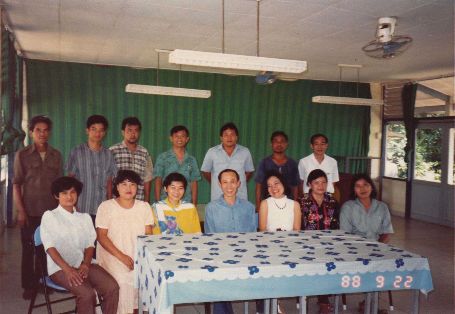 เจ้าหน้าที่มูลนิธิบูรณะชนบทแห่งประเทศไทยฯ