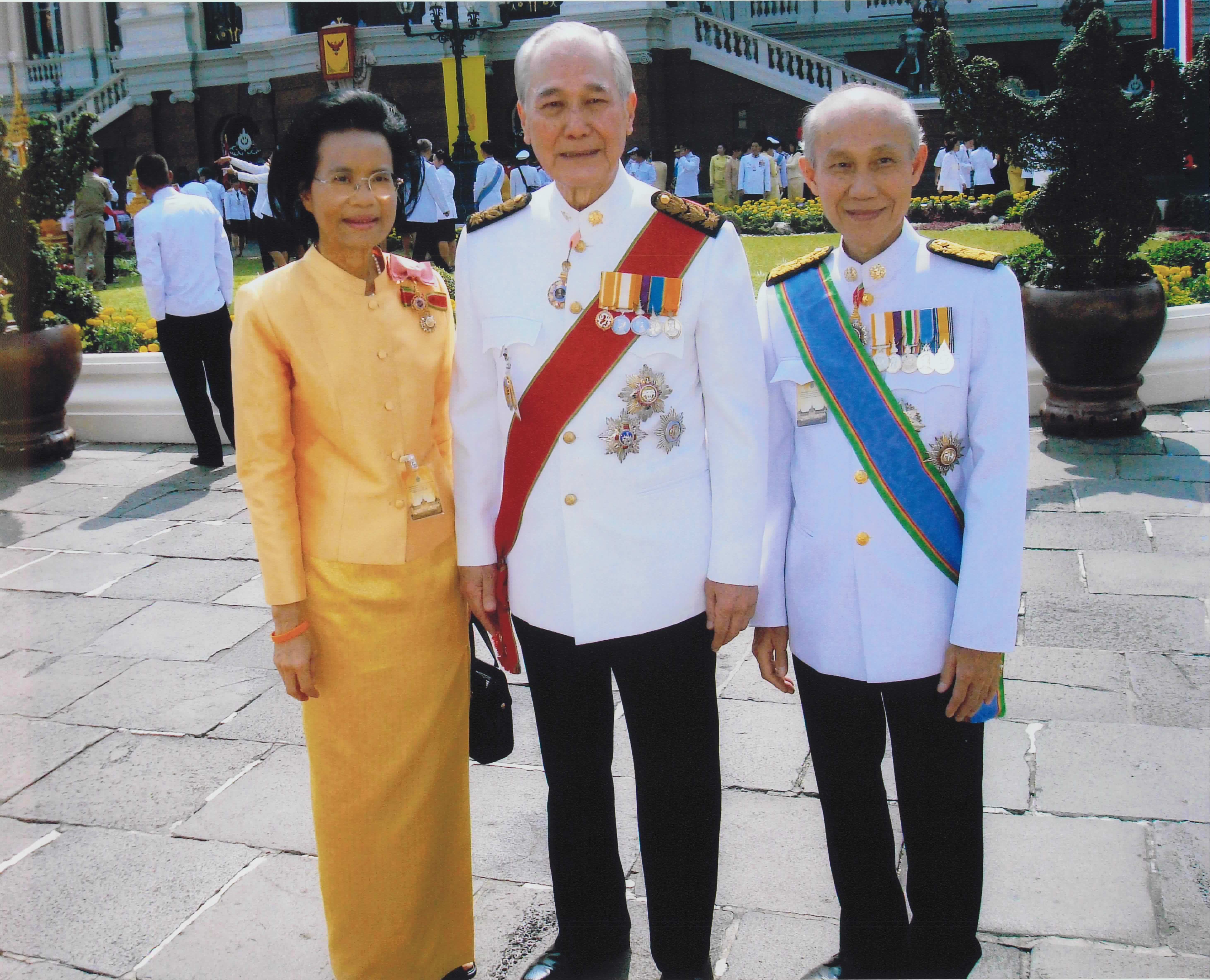 อานันท์ ปันยารชุน