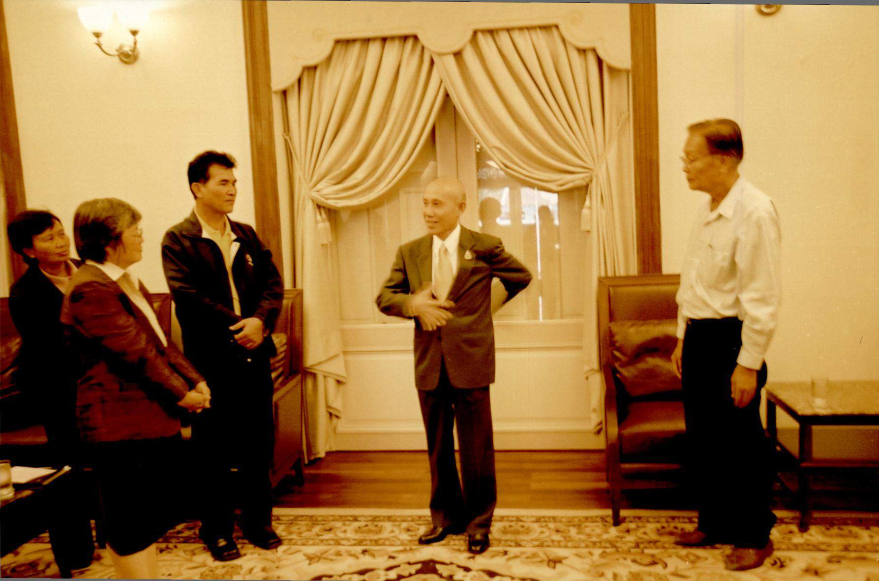 ลงนามความร่วมมือกับสหพันธ์แม่หญิงลาว