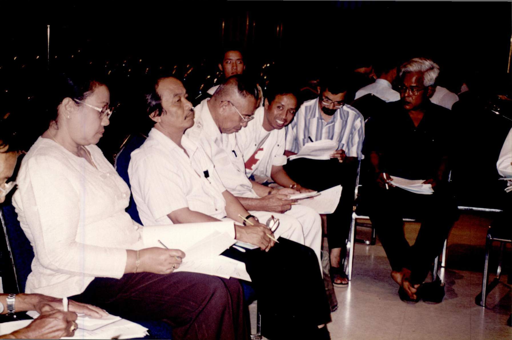 เตรียมการจัดตั้ง พอช.