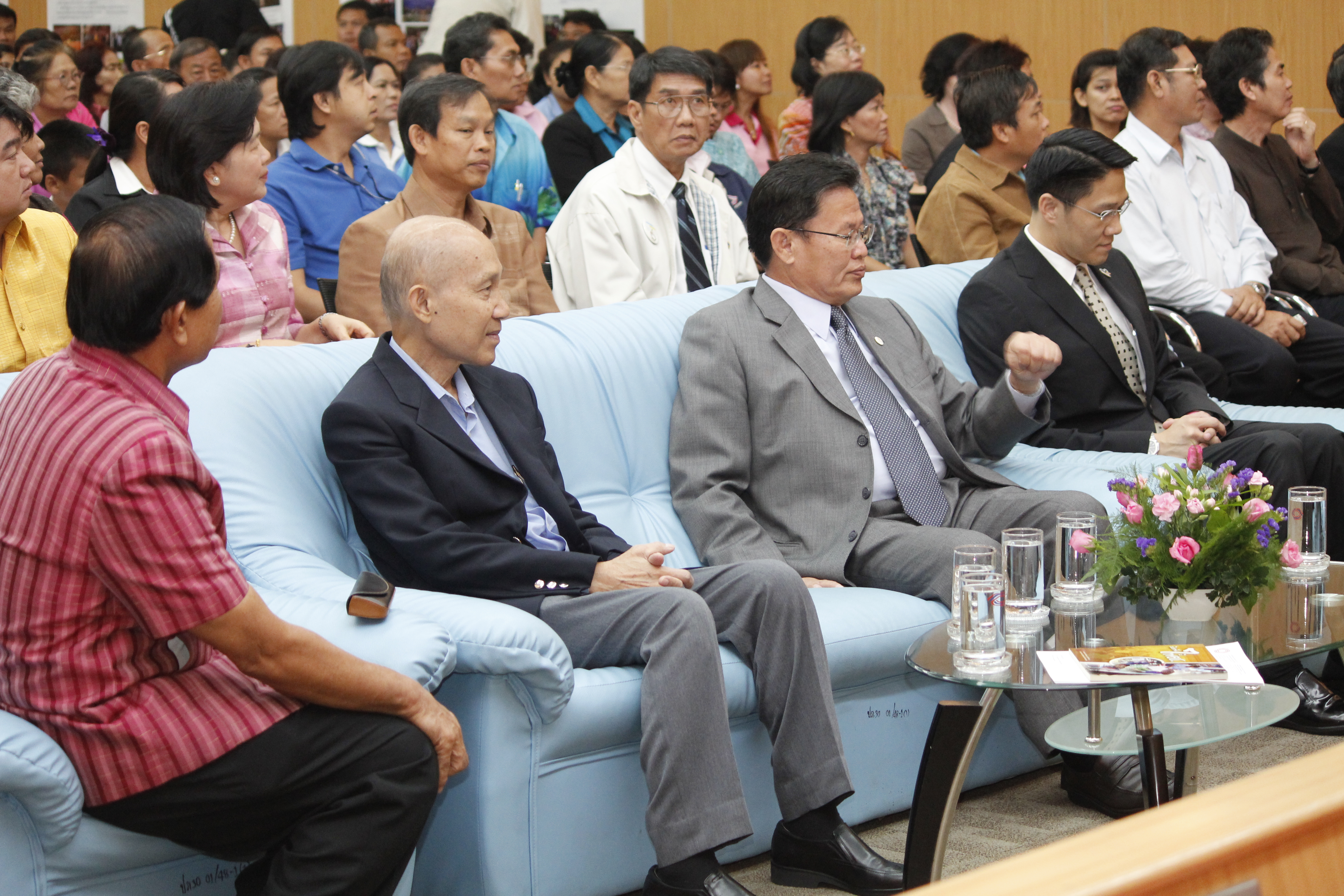 10 ปี พอช.